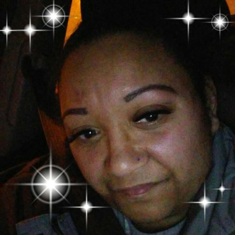 Meet your Posher, Alicia